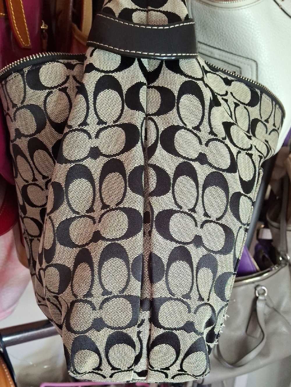 EUC COACH SIGNATURE DESIGN LARGE HOBO BAG GRAY BLACK CANVAS LEATHER - Picture 2 of 5